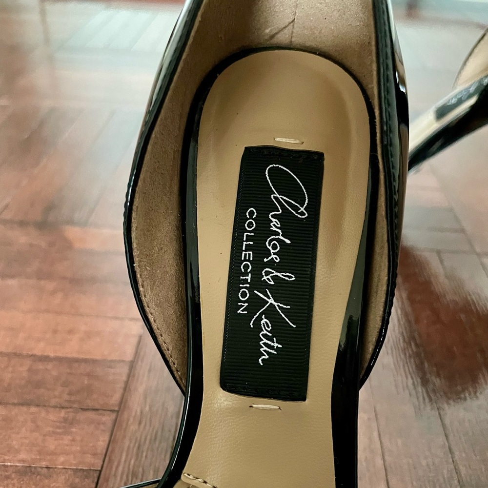 NWOT Charles & Keith black patent stilettos - Picture 5 of 9